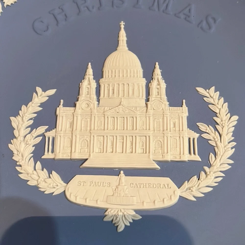 Wedgwood 1972‎ Christmas plate